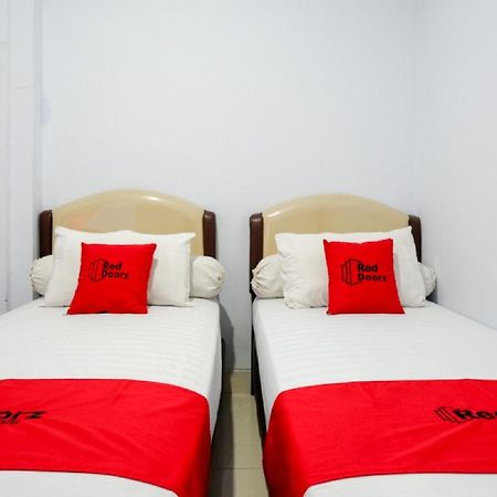Reddoorz @ Hotel Bravo Pantai Kamali Bau Bau Baubau Екстериор снимка
